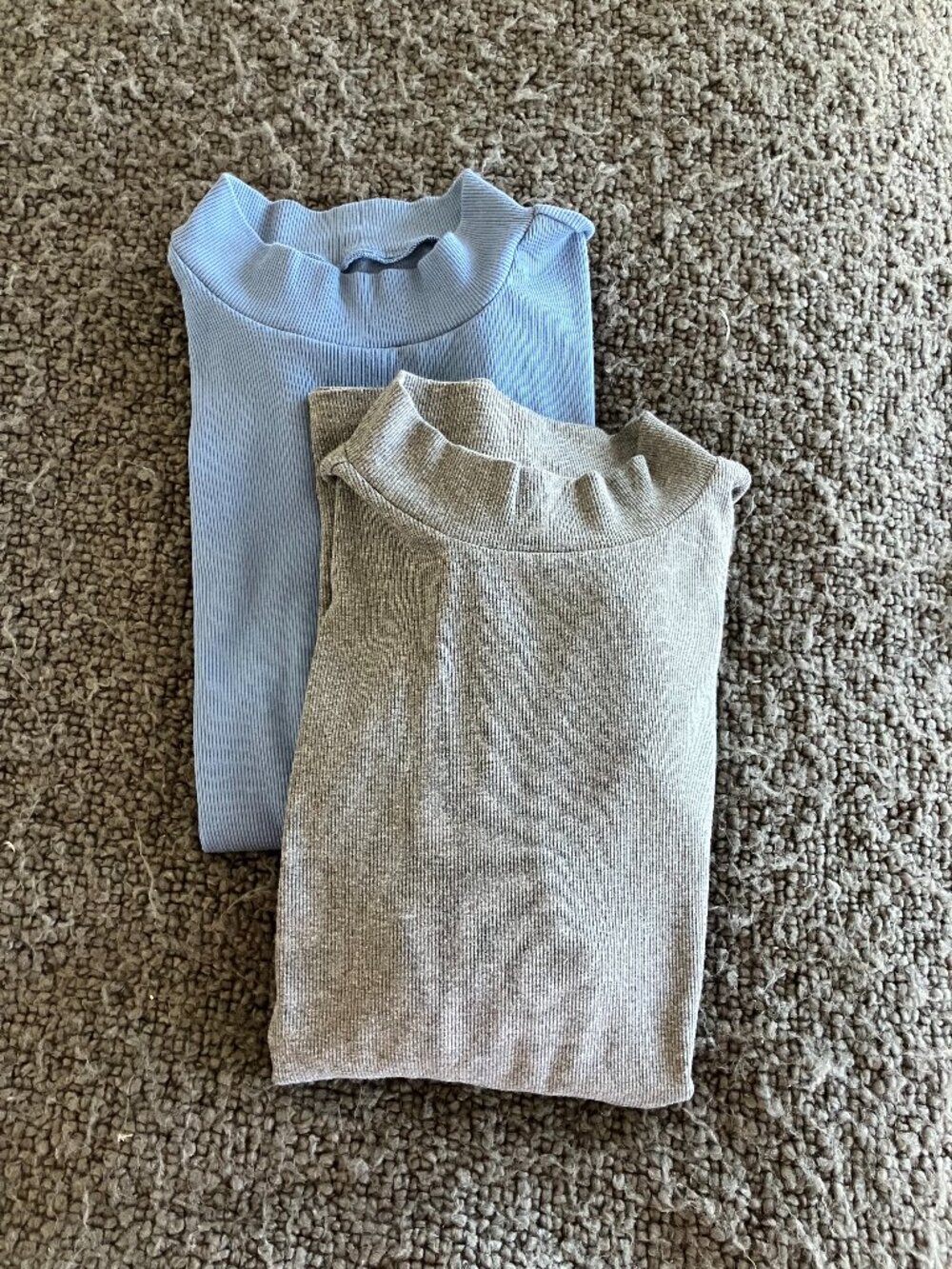 GAP Ribbed Mock Neck Tops